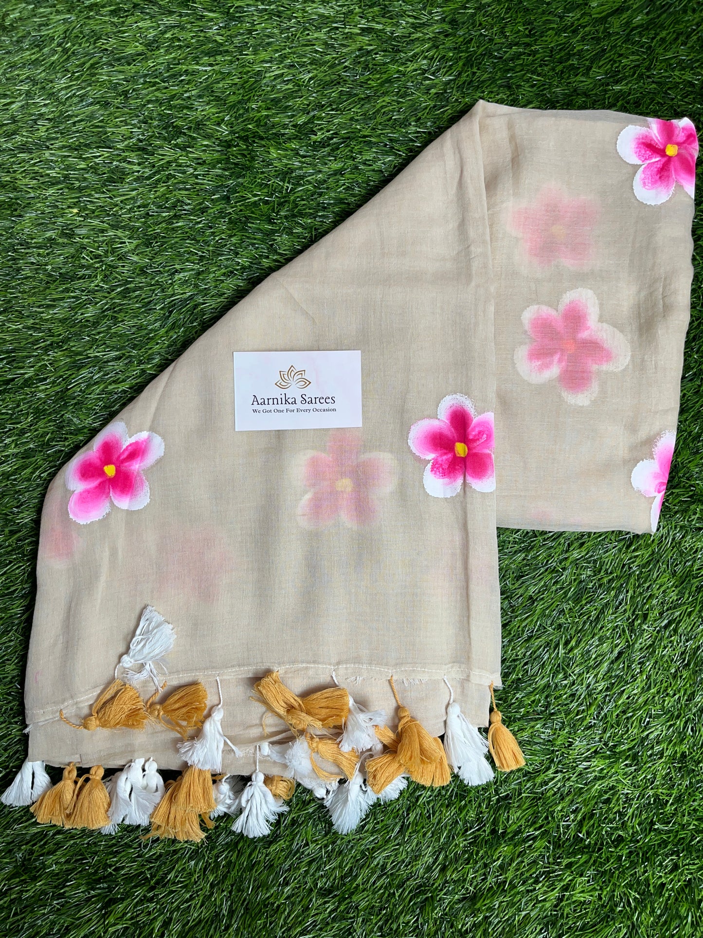 MUL COTTON / HAND PAINTED FLOWERS / BEIGE