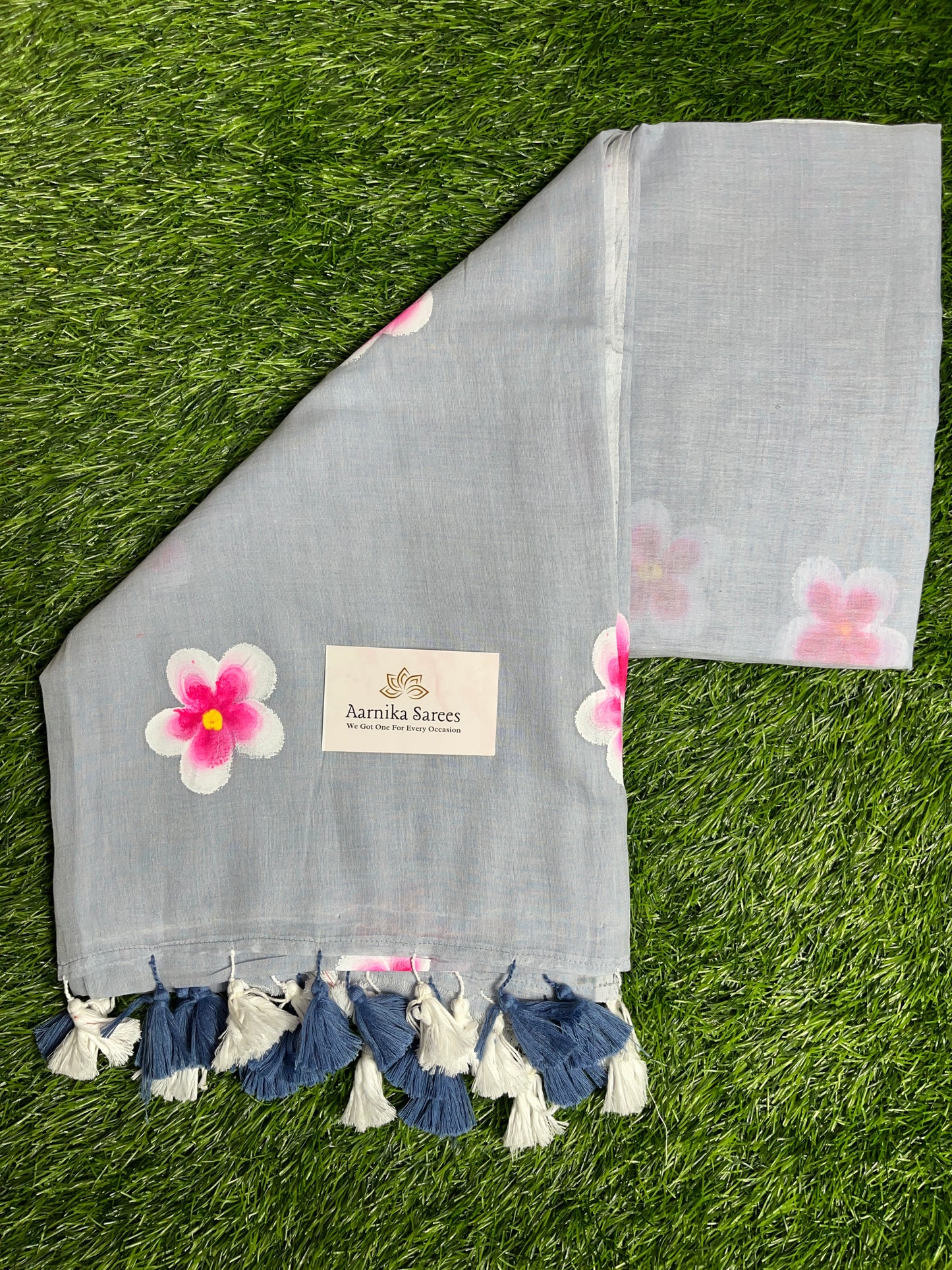 MUL COTTON / HAND PAINTED FLOWER / GREY