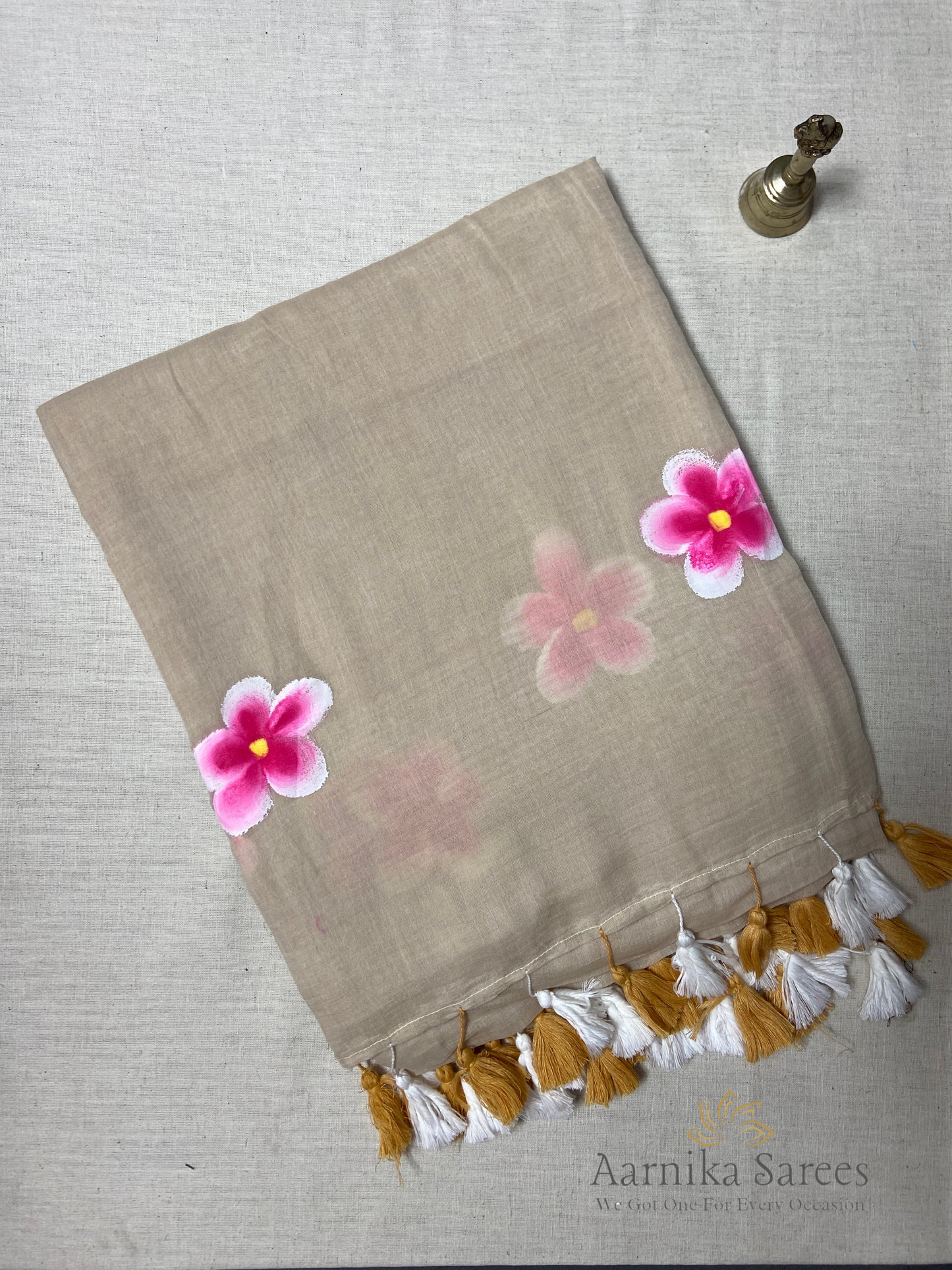 MUL COTTON / HAND PAINTED FLOWERS / BEIGE