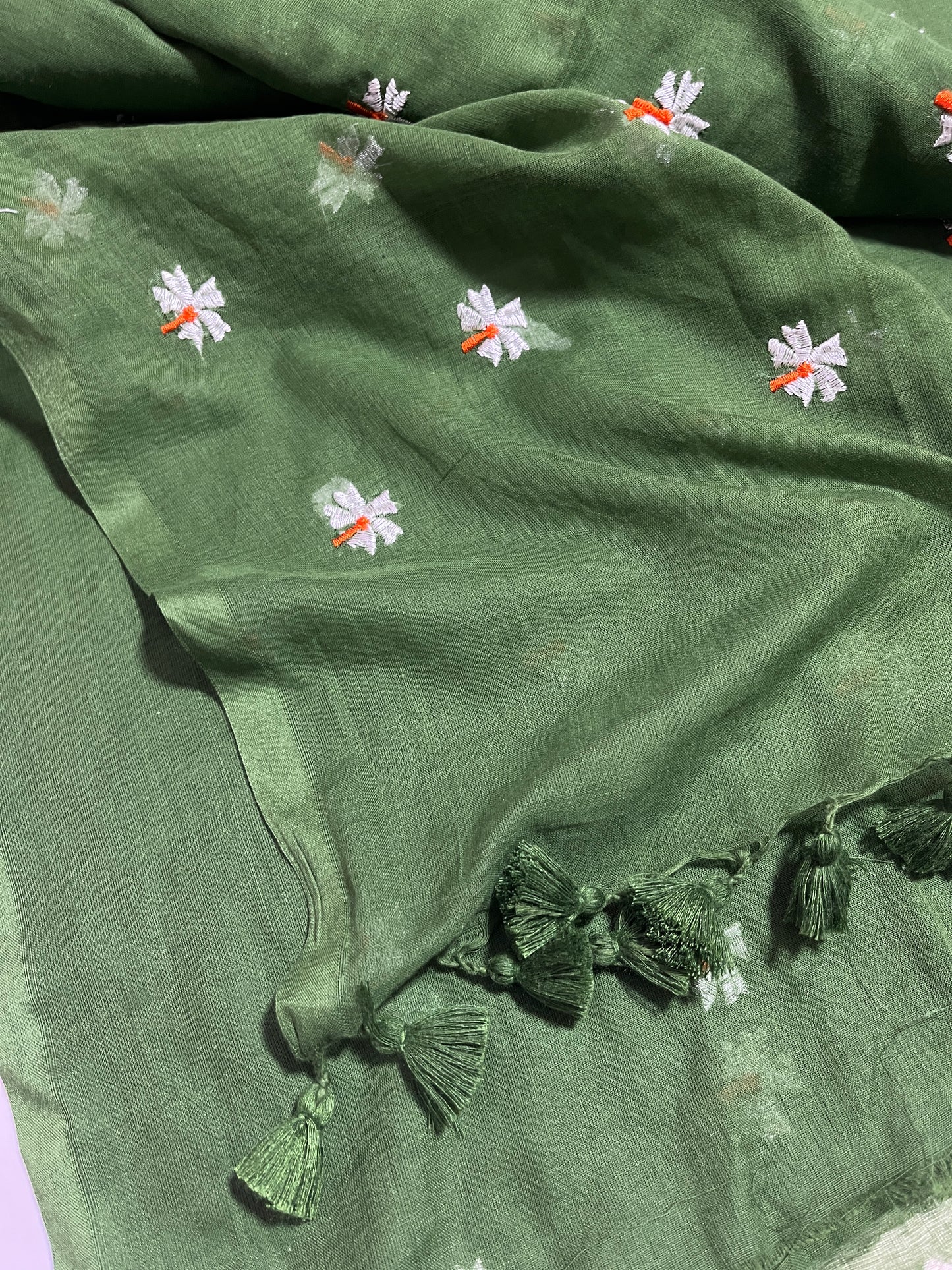 MUL COTTON / PARIJAT EMBROIDERY / GREEN